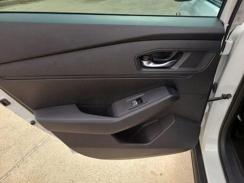 Used 2023 Honda Accord Sport image 12