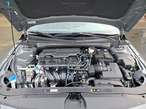 New 2026 Hyundai Elantra SEL Sport Premium FWD image 27