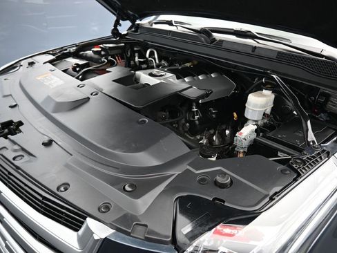 Used 2019 Cadillac Escalade Luxury image 63