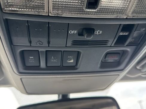 Used 2010 Toyota 4Runner Trail image 9