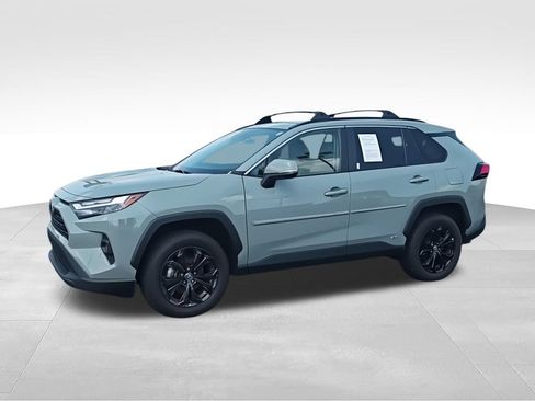 Used 2023 Toyota RAV4 XLE Premium AWD/4WD image 5