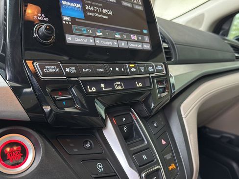 Used 2020 Honda Odyssey EX-L image 21