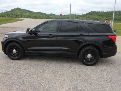 Used 2022 Ford Explorer 4WD Police Interceptor w/ Ultimate Wiring Package image 8