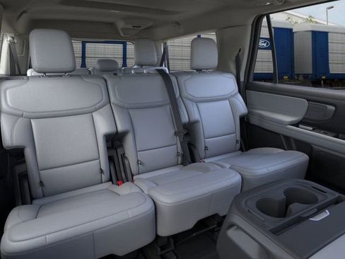 New 2026 Ford Expedition Max Platinum AWD/4WD image 11