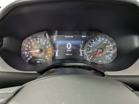 Used 2023 Jeep Compass Limited AWD/4WD image 5