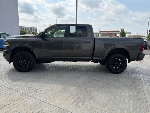 Used 2022 RAM 2500 Laramie AWD/4WD image 2