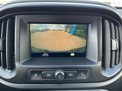 Certified 2022 Chevrolet Colorado W/T w/ WT Convenience Package image 8