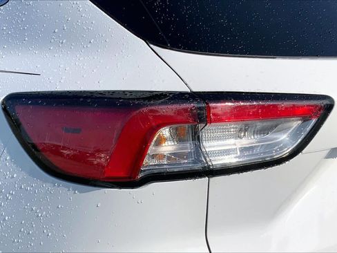 Used 2021 Ford Escape SE AWD/4WD image 25
