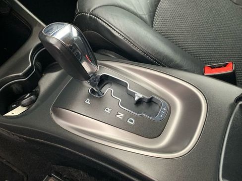 Used 2018 Dodge Journey Crossroad AWD/4WD image 24