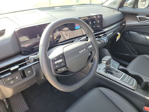 New 2026 Kia Sportage EX FWD image 23
