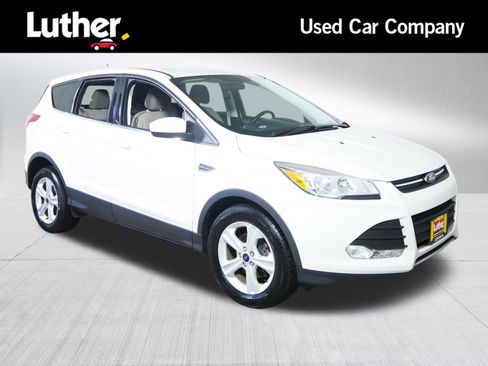 Used 2015 Ford Escape SE FWD image 1