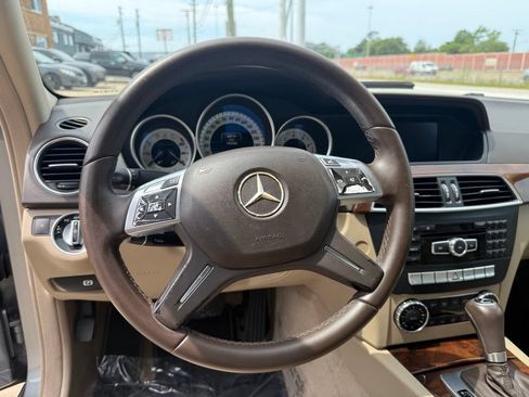 Used 2013 Mercedes-Benz C 300 4MATIC Sedan image 30