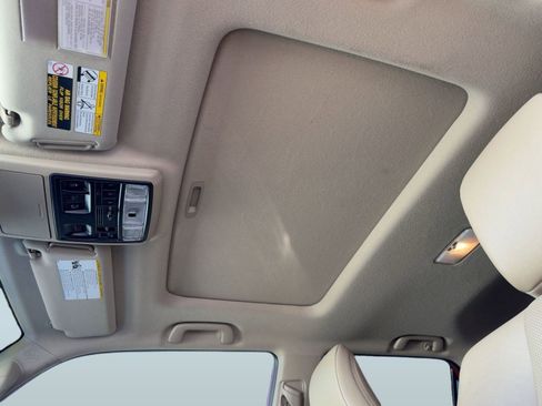 Used 2021 Toyota 4Runner Limited image 13