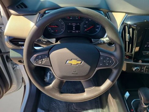 Used 2023 Chevrolet Traverse LS FWD image 20