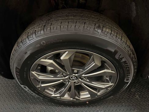 Certified 2024 Toyota RAV4 XLE Premium image 8