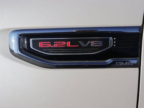 Used 2022 GMC Sierra 1500 Denali w/ Denali Premium Package image 11