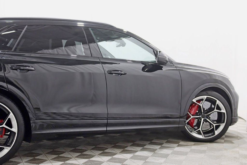 Used 2026 Audi RS Q8 performance AWD/4WD image 10