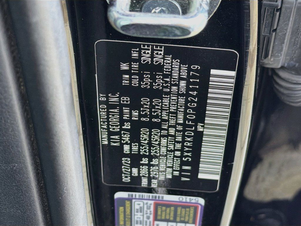 Used 2023 Kia Sorento SX AWD/4WD image 33