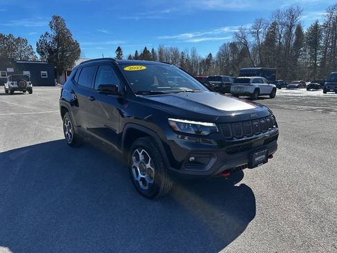 Used 2022 Jeep Compass Trailhawk w/ Trailhawk Elite Group image 7