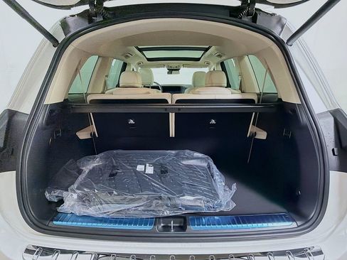 New 2026 Mercedes-Benz GLS 450 4MATIC image 29