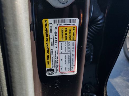 Certified 2024 Ford Edge SEL image 30