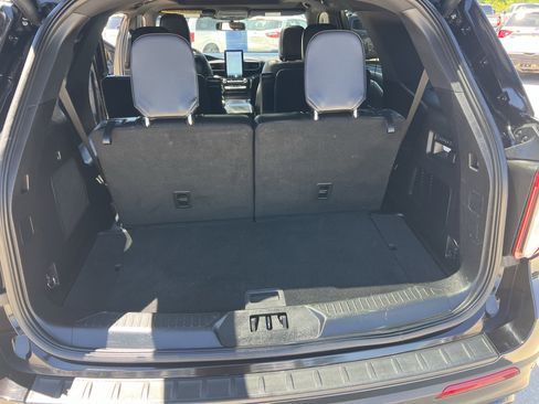 Used 2021 Ford Explorer ST w/ Equipment Group 401A AWD/4WD image 21