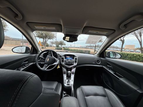 Used 2014 Chevrolet Cruze LT w/ RS Package image 22