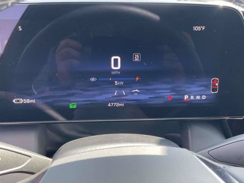 Used 2026 Chevrolet Equinox EV LT AWD/4WD image 19