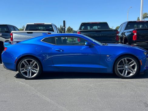Used 2018 Chevrolet Camaro SS RWD image 4