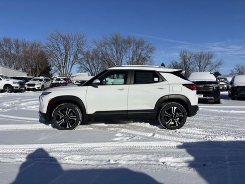 New 2026 Chevrolet TrailBlazer LT w/ Convenience Package image 2