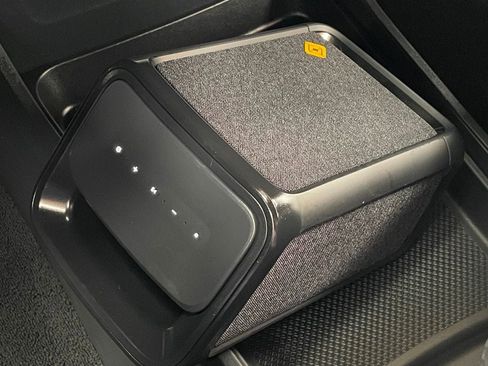 Used 2022 Rivian R1T Adventure image 42