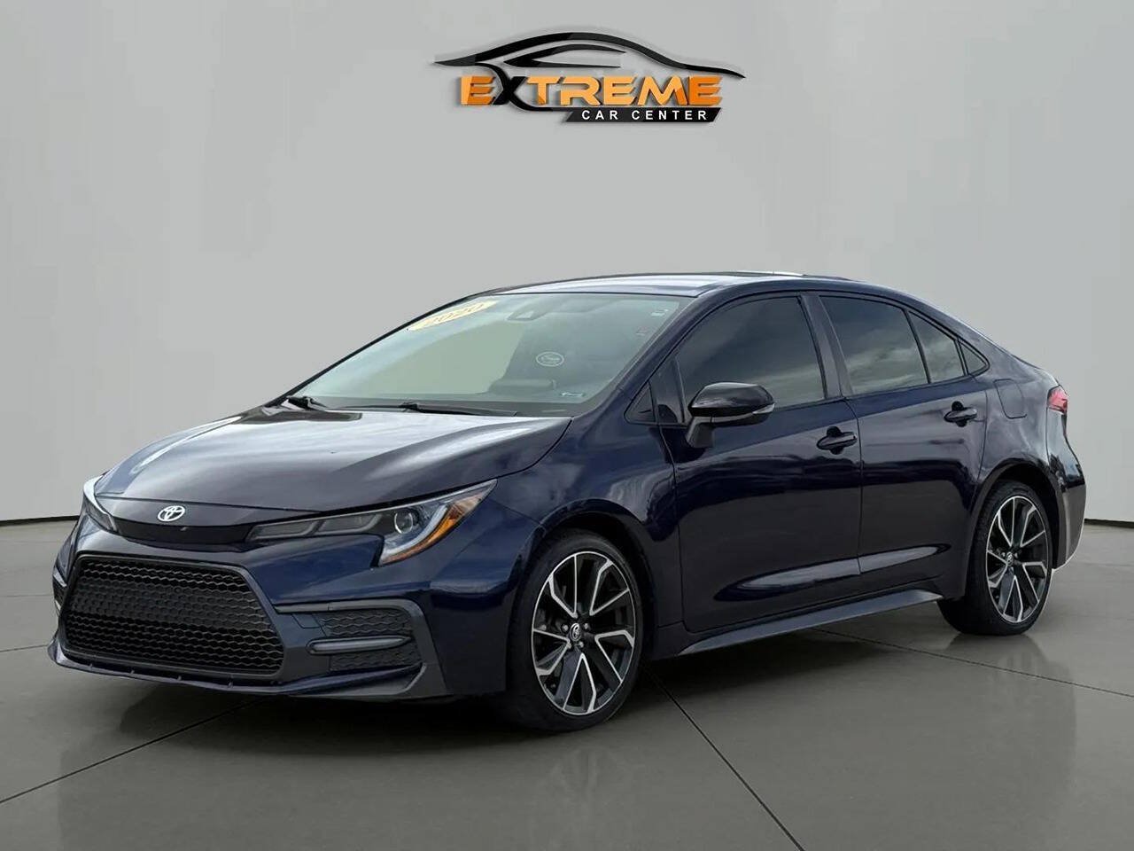 Used 2020 Toyota Corolla SE w/ Carpet Mat Package (TMS) FWD image 2