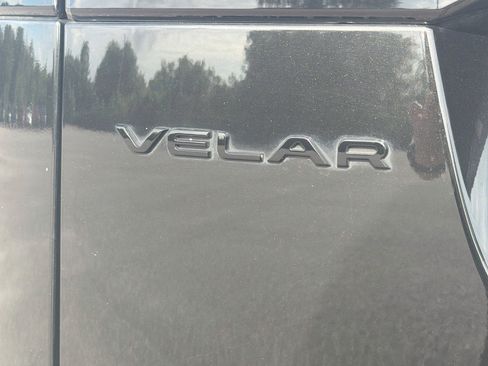 Used 2023 Land Rover Range Rover Velar R-Dynamic S AWD/4WD image 11