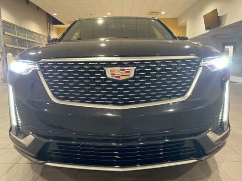 Certified 2024 Cadillac XT6 Premium Luxury image 9