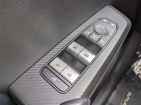 Used 2024 Mitsubishi Outlander SEL FWD image 21