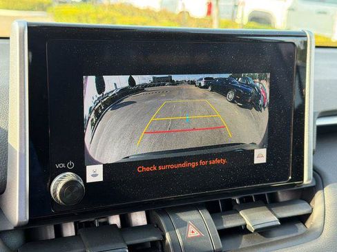 Certified 2025 Toyota RAV4 LE AWD/4WD image 17