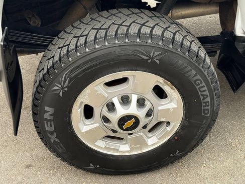 Used 2015 Chevrolet Silverado 2500 W/T w/ WT Convenience Package AWD/4WD image 41