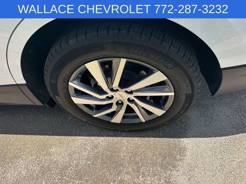 Used 2023 Chevrolet Equinox LT FWD image 10
