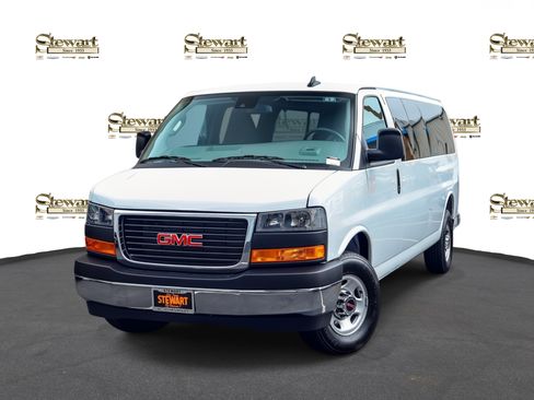 Used 2025 GMC Savana 3500 LT w/ LT Preferred Equipment Group RWD image 1