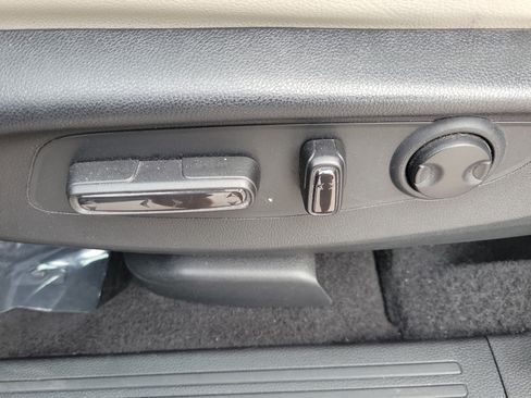 Used 2024 Honda CR-V EX-L image 24