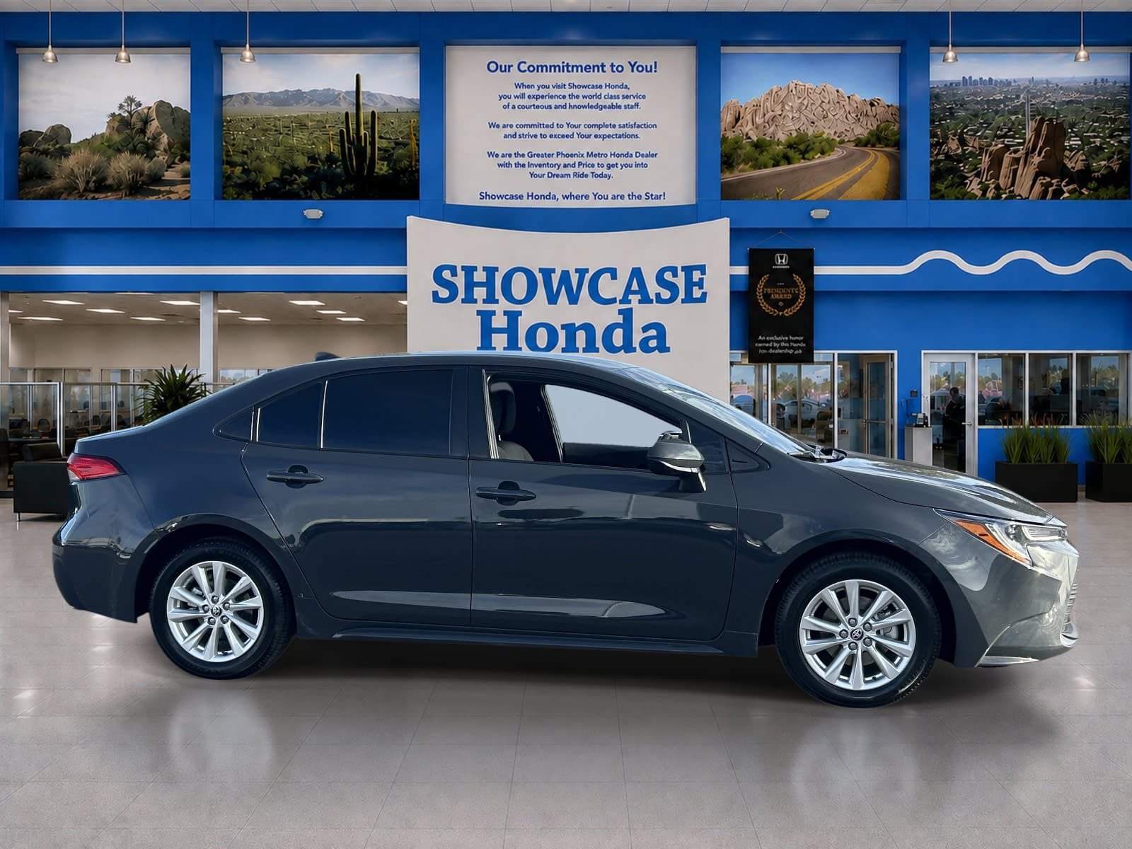 Used 2024 Toyota Corolla LE w/ LE Convenience Package FWD image 7