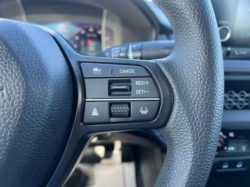 Used 2025 Honda Accord LX image 18