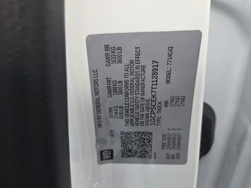 Used 2026 Chevrolet Colorado LT w/ Advanced Trailering Package image 7