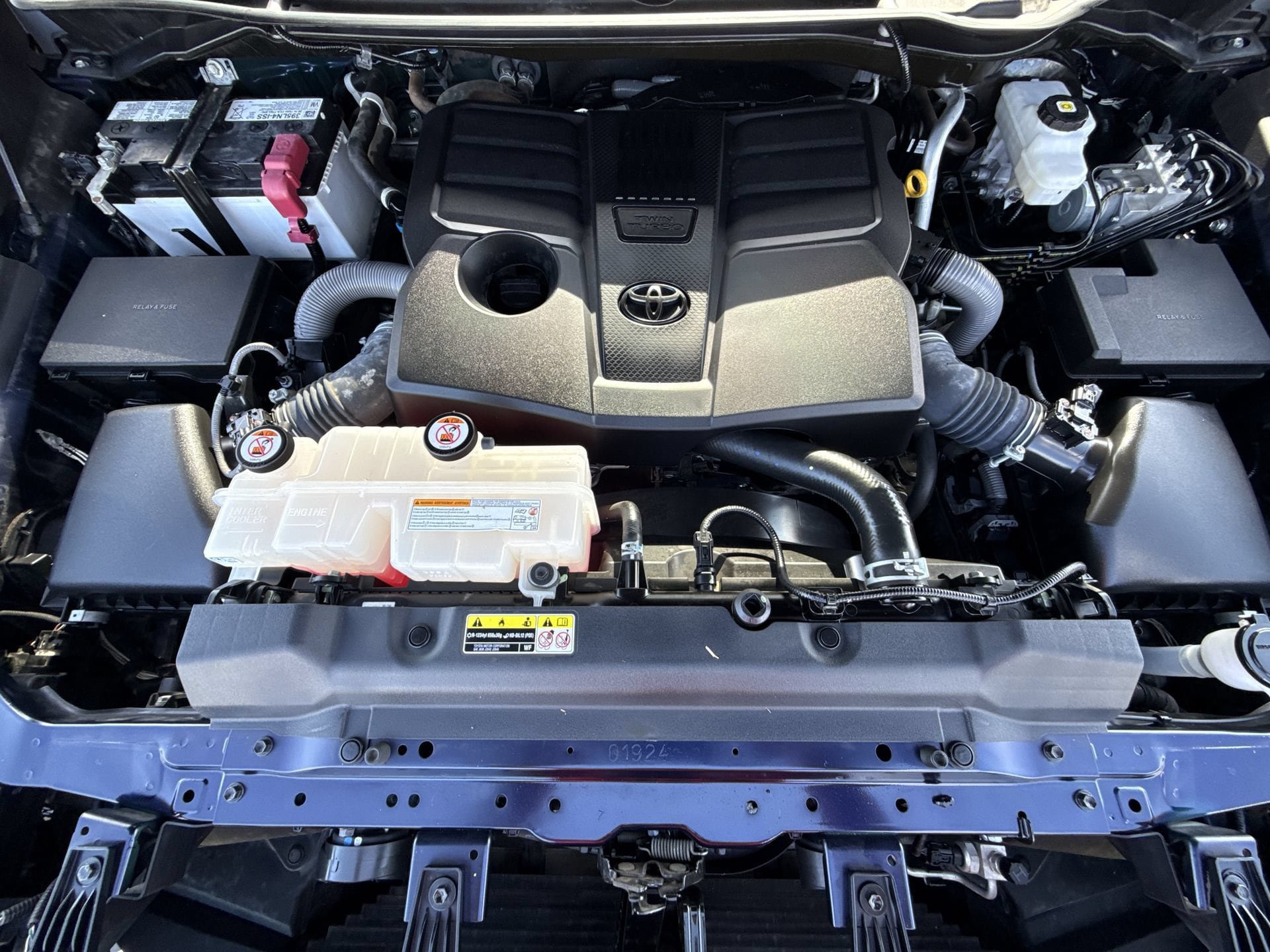 Used 2024 Toyota Tundra Limited w/ Power Package RWD image 18