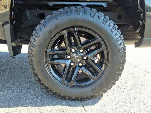 Used 2023 Chevrolet Silverado 1500 Custom Trail Boss image 20