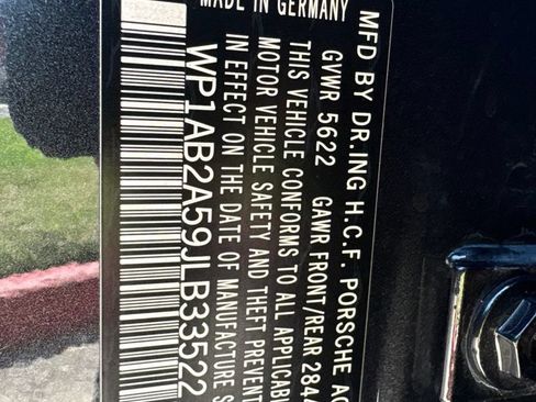 Used 2018 Porsche Macan S AWD/4WD image 23