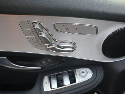 Certified 2022 Mercedes-Benz GLC 300 image 18