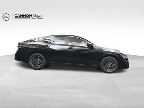New 2026 Nissan Sentra SV FWD image 29