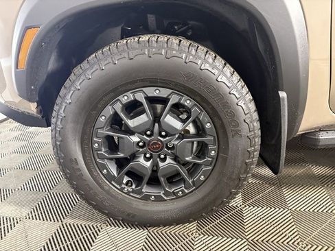 Used 2023 Nissan Frontier PRO-4X w/ Pro-4X Premium Package image 29