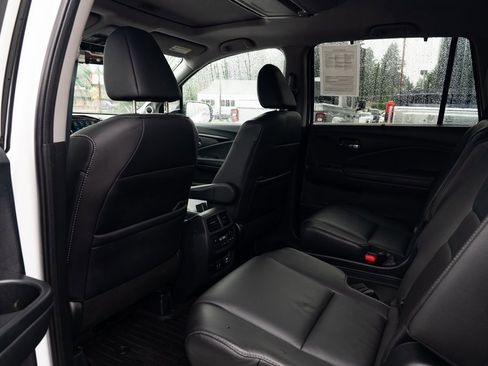 Used 2022 Honda Pilot Touring image 21